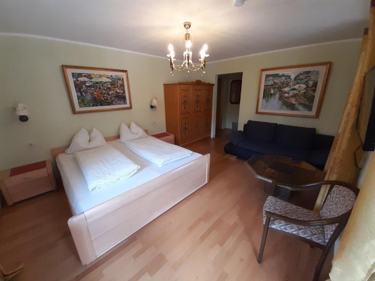 Hotel Gaestehaus Taubensee Oberwössen Esterno foto